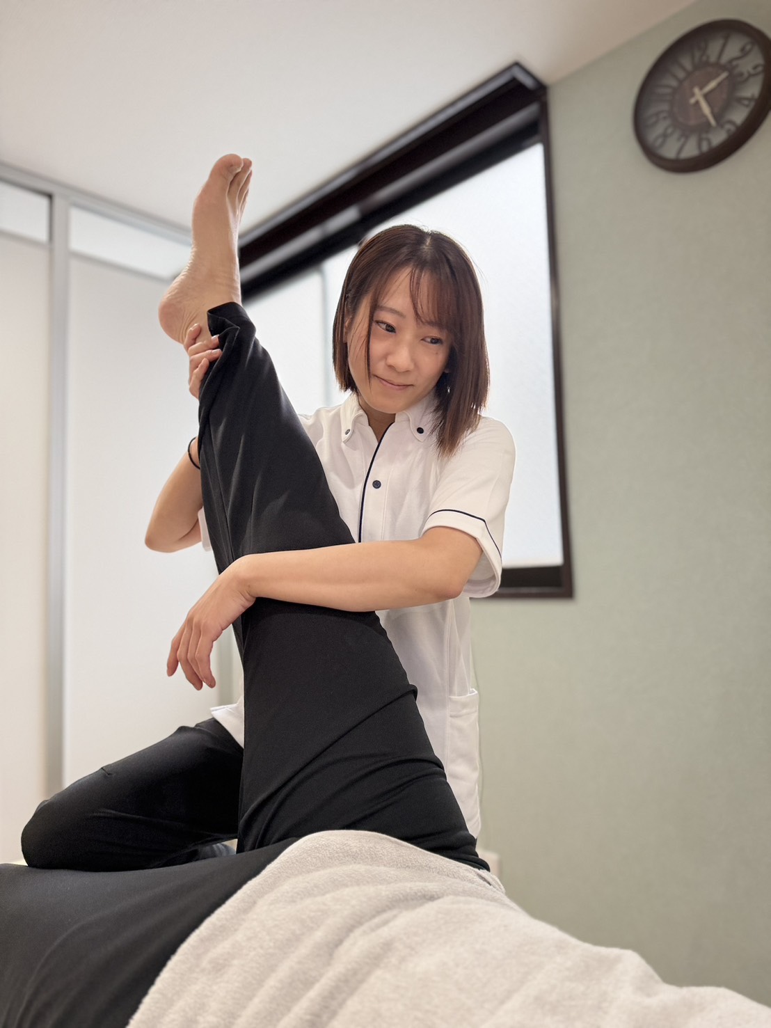 姿勢を整えて新しい自分に！骨盤調整で日常を快適に